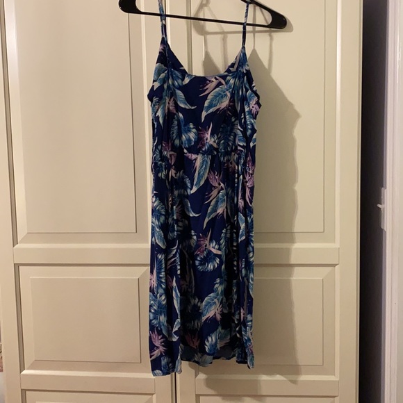 Tropical Dress - Picture 2 of 4